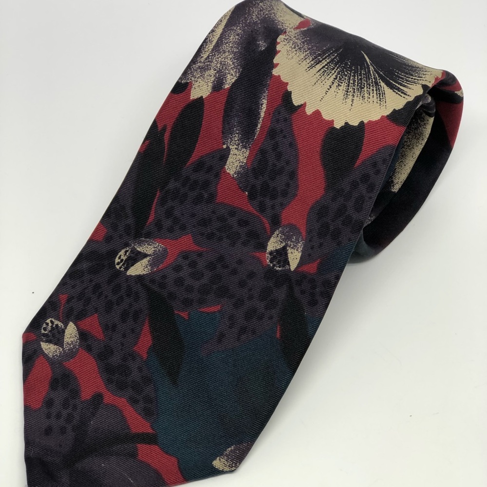CHRISTIAN DIOR 100% SILK NECK TIE